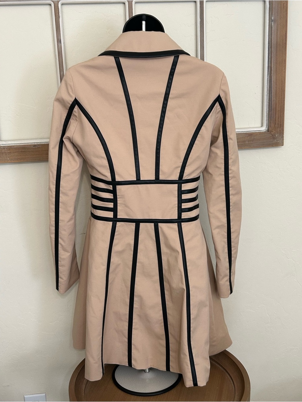 Bebe XS Beige Black Faux Leather Trim Fitted Trench Coat Zip Jacket - Picture 2 of 4